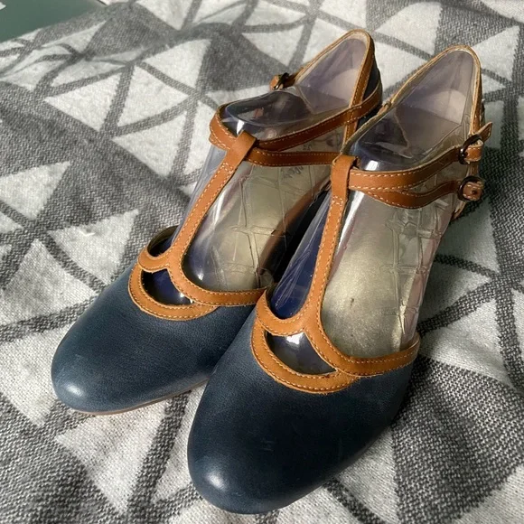 Seychelles leather t-strap Mary Janes - Picture 2 of 4